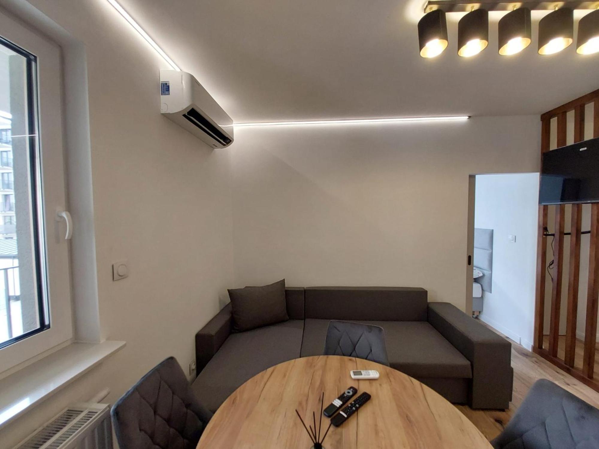 Apartments Posnania Parking Samodzielne Zameldowanie 24H 포즈난 외부 사진