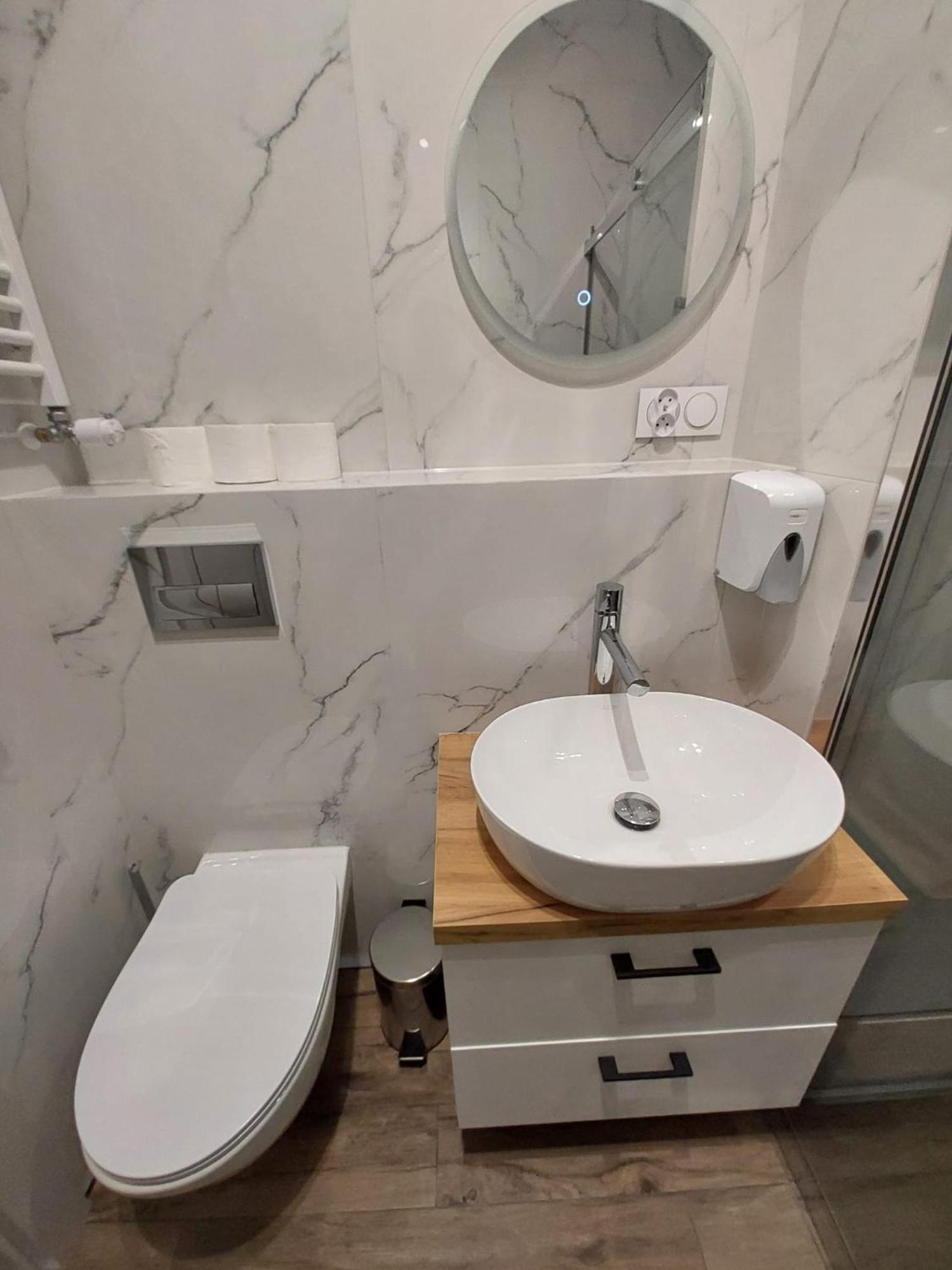 Apartments Posnania Parking Samodzielne Zameldowanie 24H 포즈난 객실 사진